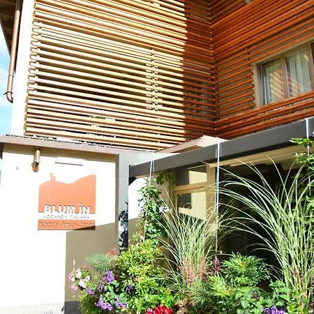 Bed & Breakfast Blum In *